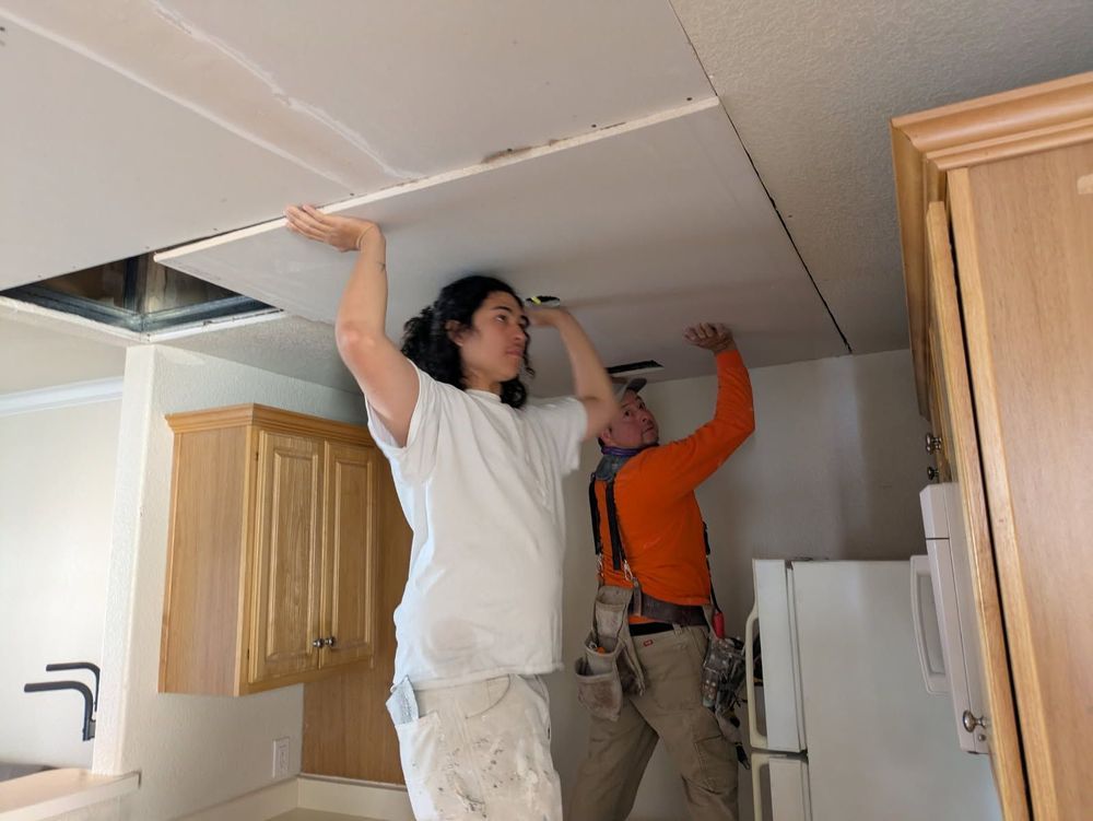 Water damage to kitchen ceiling